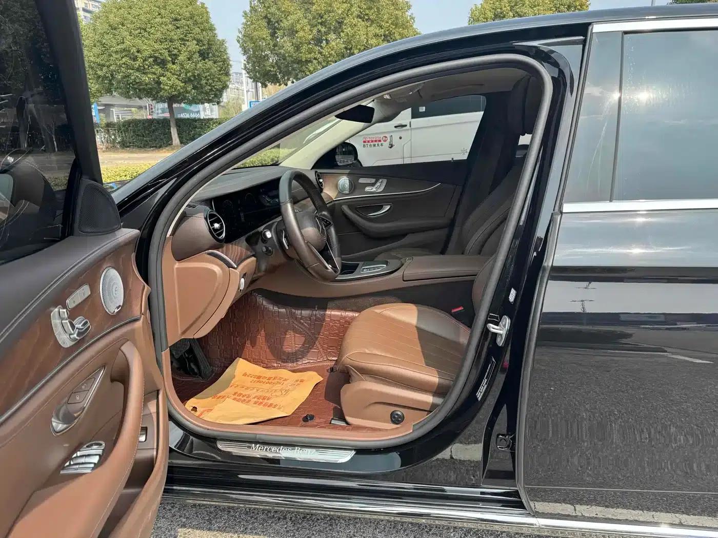 Mercedes-Benz E-Class 2023 Facelift E 300 L Luxury — миниатюра 10