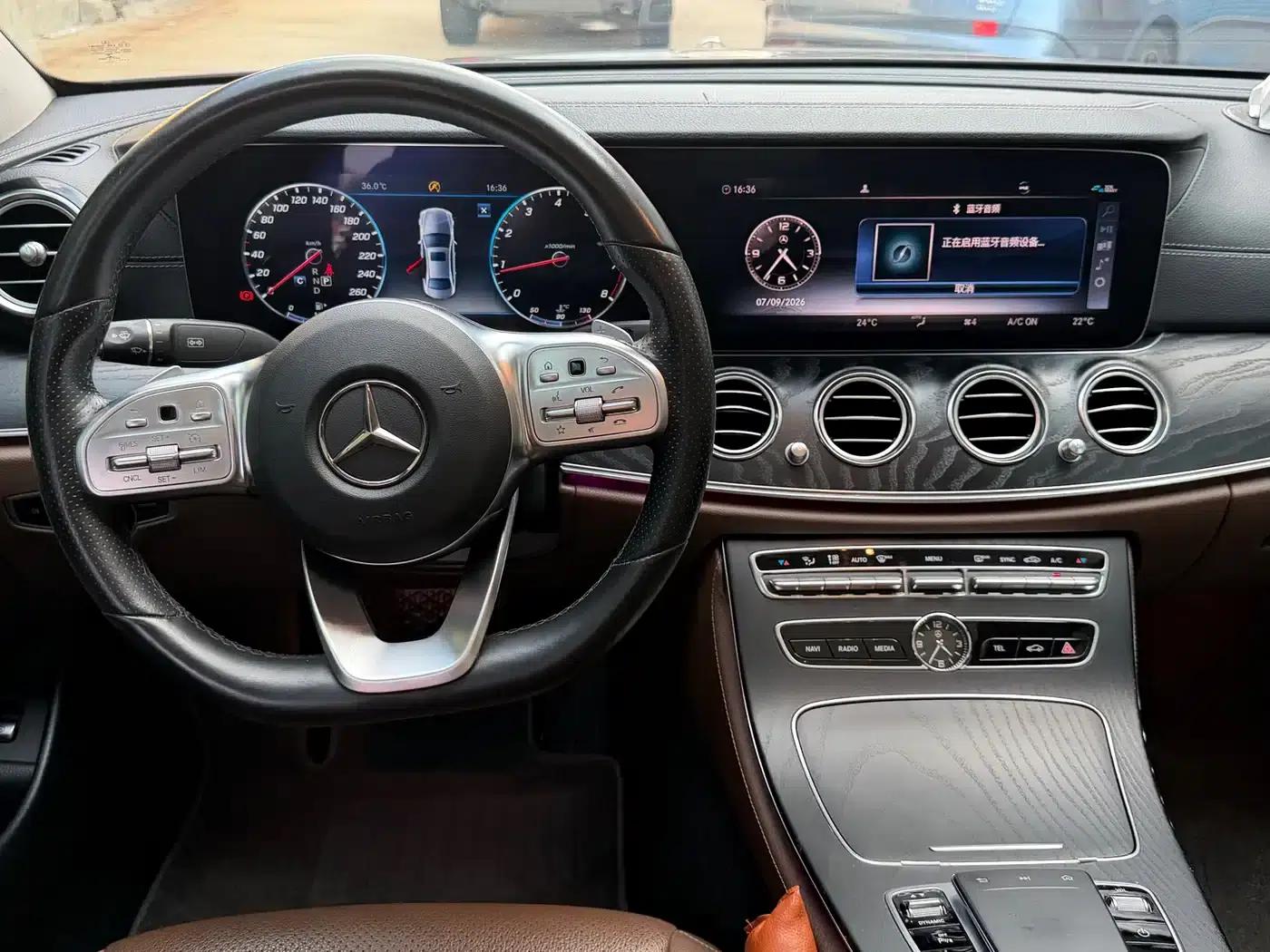 Mercedes-Benz E-Class 2019 E 300 L Sport Style — миниатюра 11