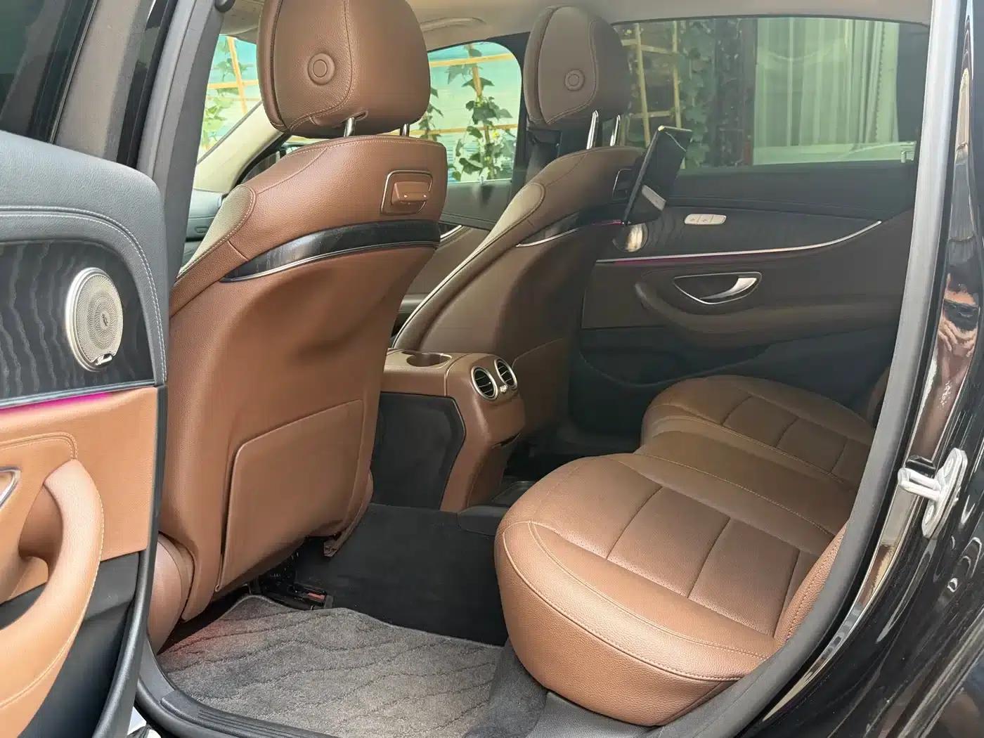 Mercedes-Benz E-Class 2019 E 300 L Sport Style — миниатюра 10
