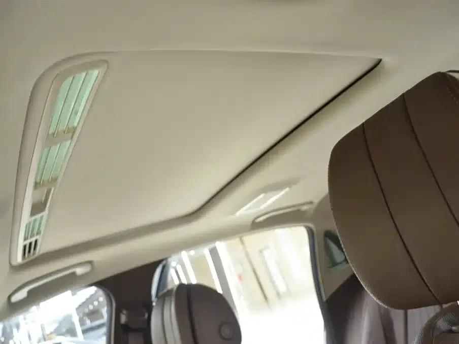 2016 Mercedes-Benz E-Class E 200 L — миниатюра 10