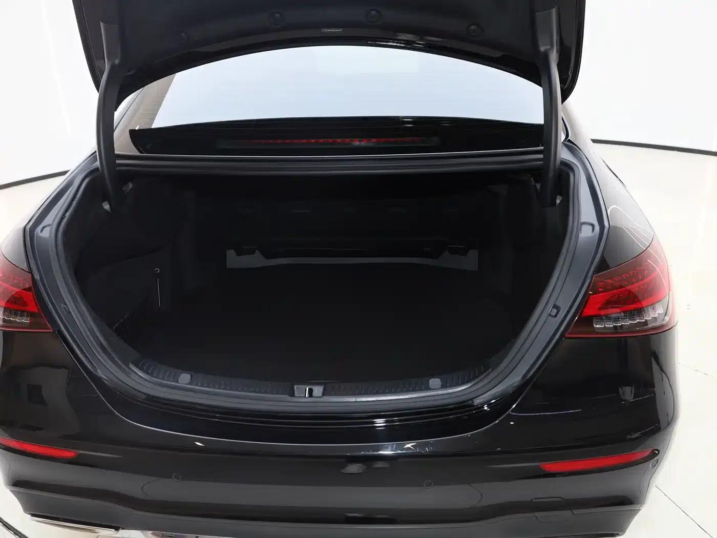 Mercedes-Benz E-Class 2021 Facelift E 300 L Sport Style — миниатюра 15