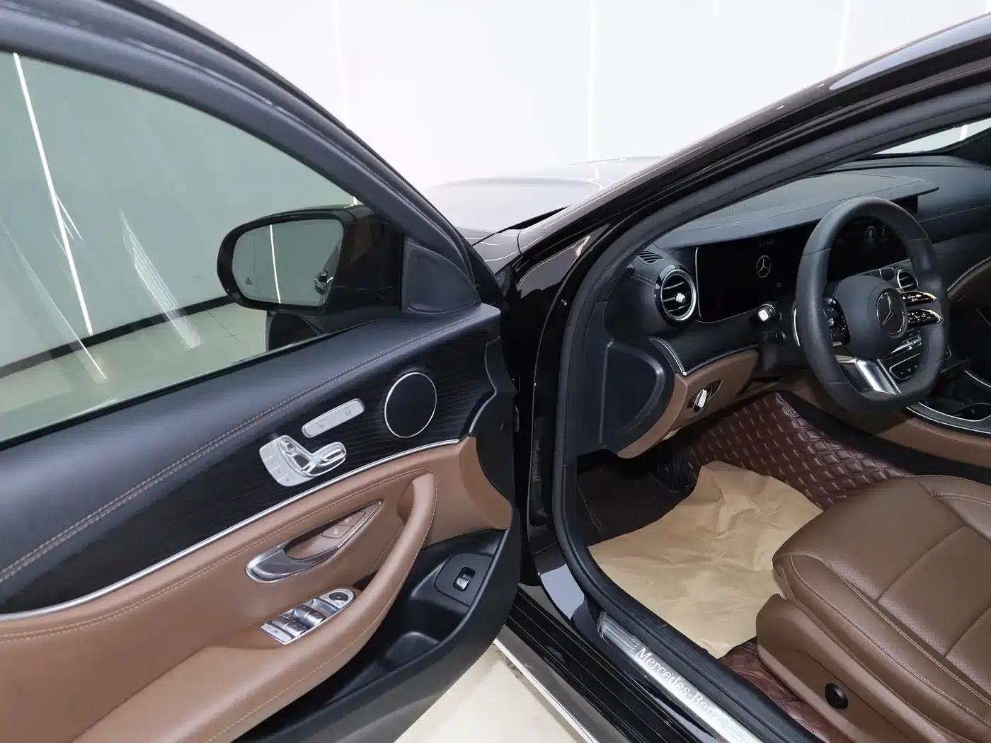 Mercedes-Benz E-Class 2021 Facelift E 300 L Sport Style — миниатюра 20