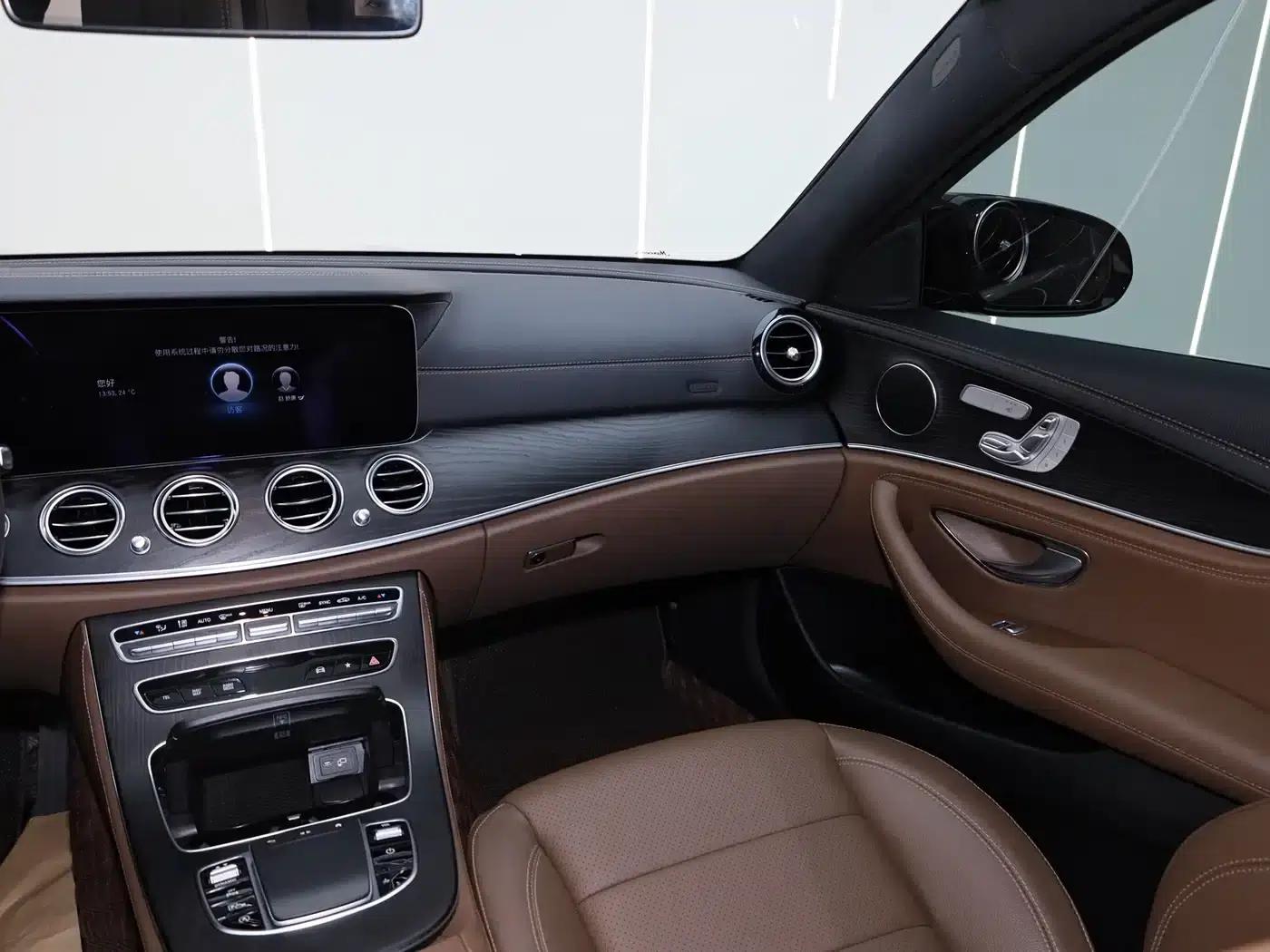Mercedes-Benz E-Class 2021 Facelift E 300 L Sport Style — миниатюра 25
