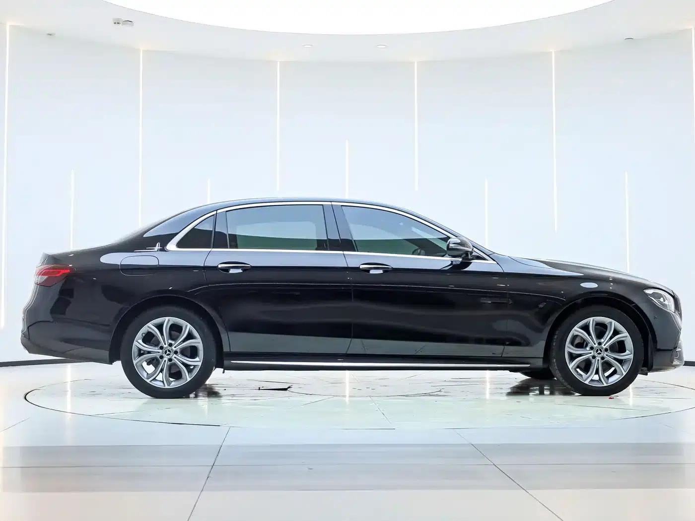 Mercedes-Benz E-Class 2021 Facelift E 300 L Sport Style — миниатюра 7