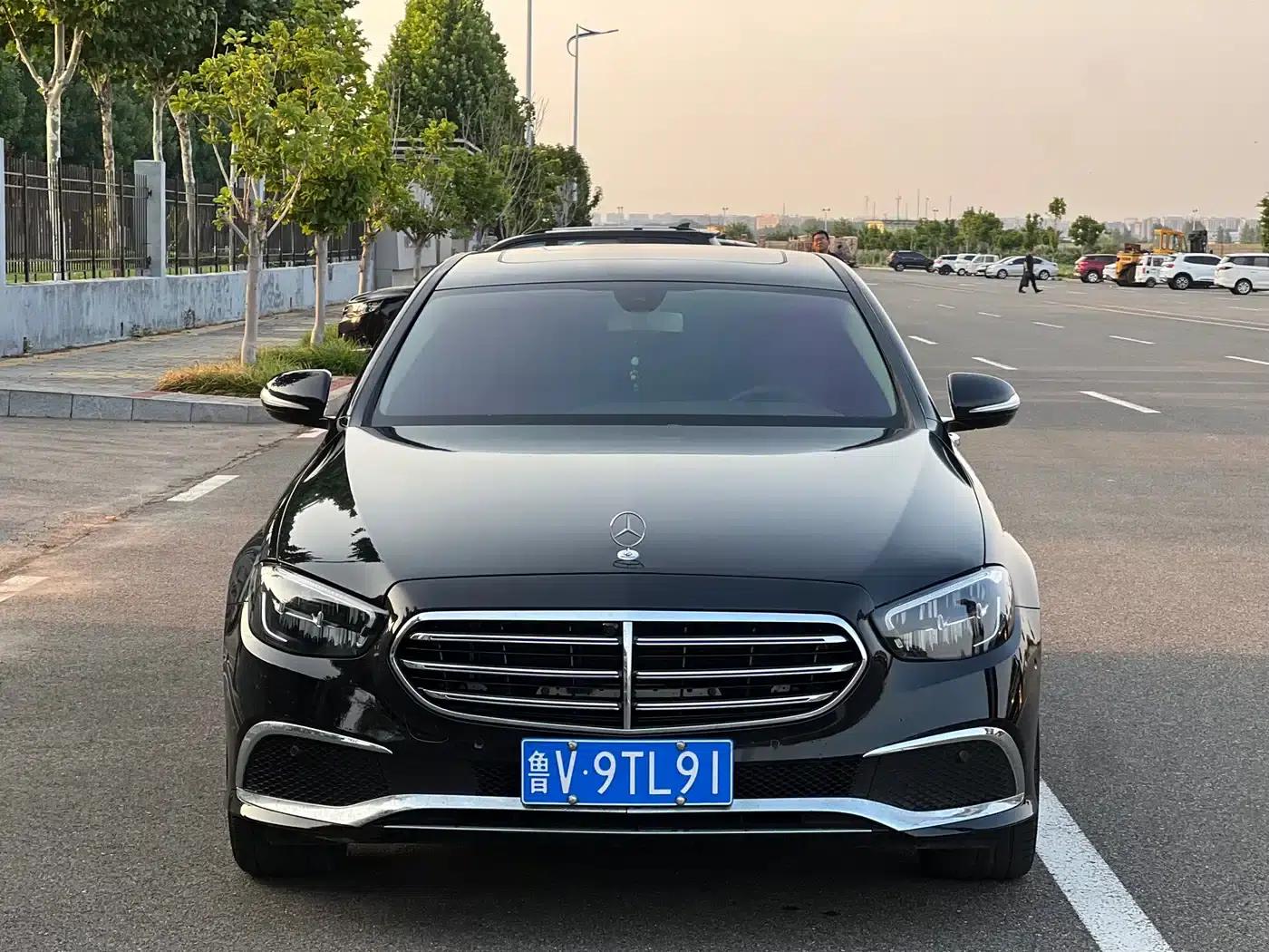 2019 Mercedes-Benz E-Class E 200 L — миниатюра 1