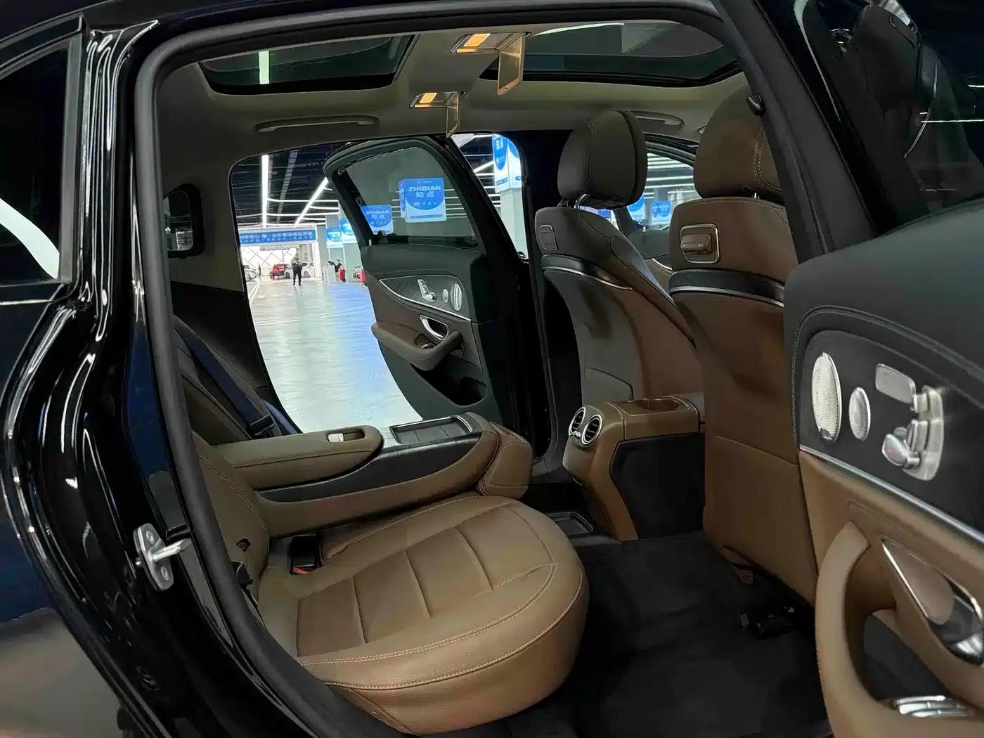 Mercedes-Benz E-Class 2019 Facelift E 300 L Sport Luxury — миниатюра 12