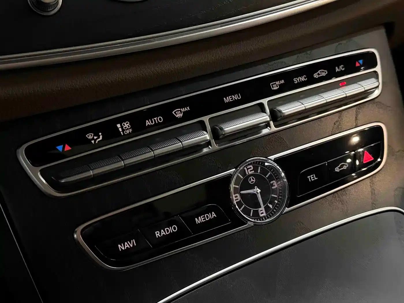 Mercedes-Benz E-Class 2019 Facelift E 300 L Sport Luxury — миниатюра 5