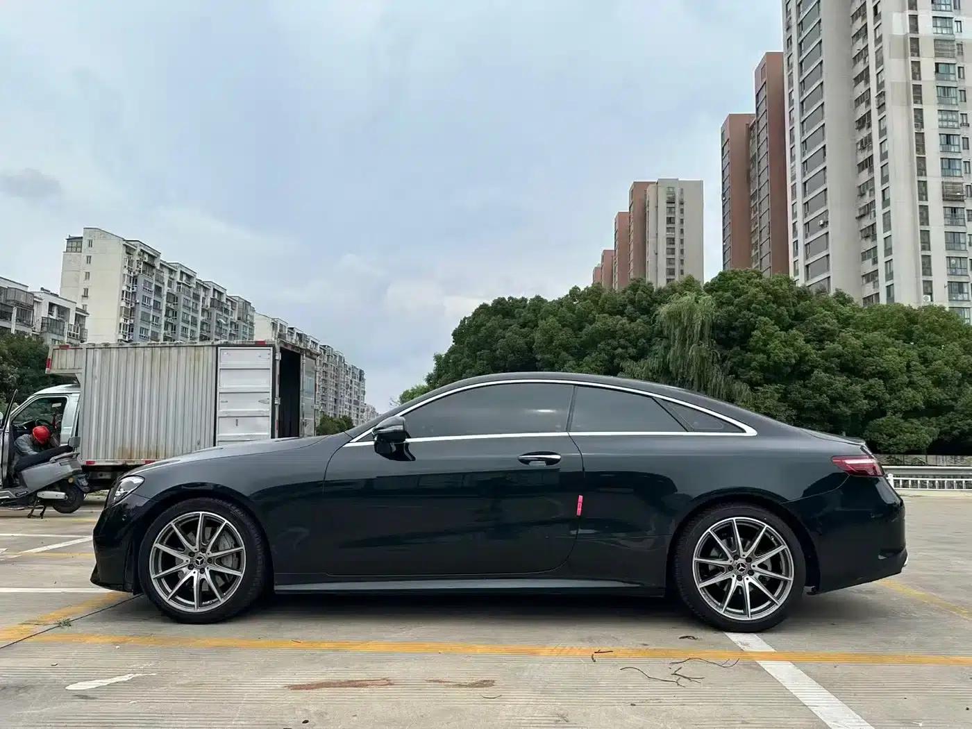 Mercedes-Benz E-Class (Imported) 2023 E 260 Coupe — миниатюра 4