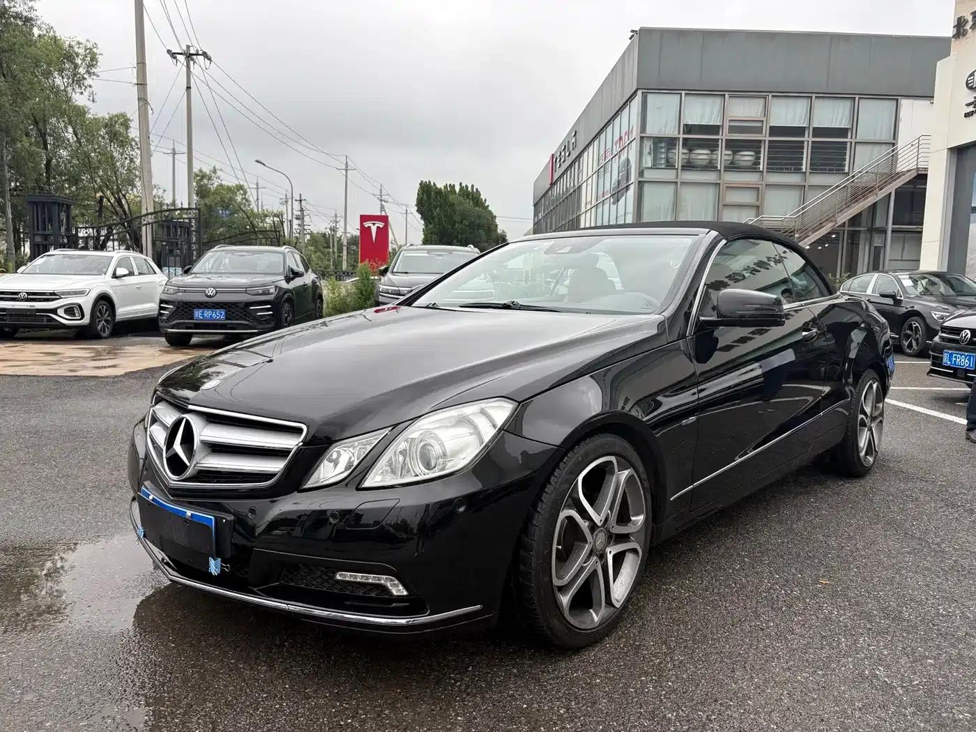 Imported Mercedes-Benz E-Class 2010 E 260 CGI Convertible — миниатюра 1