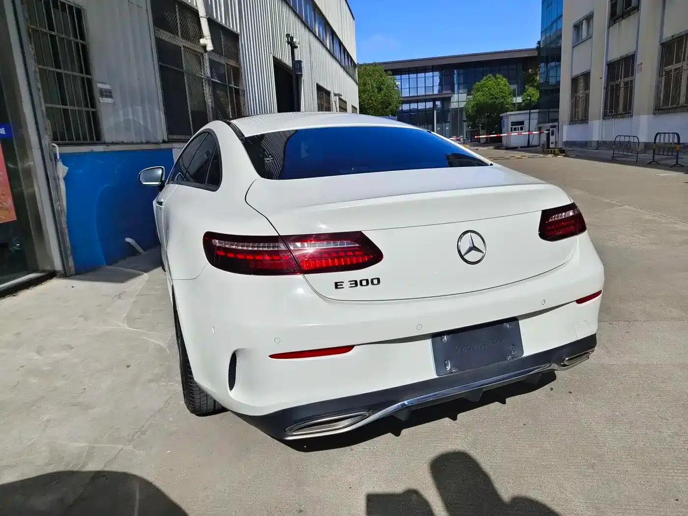 Imported Mercedes-Benz E-Class 2021 E 300 Coupe — миниатюра 11