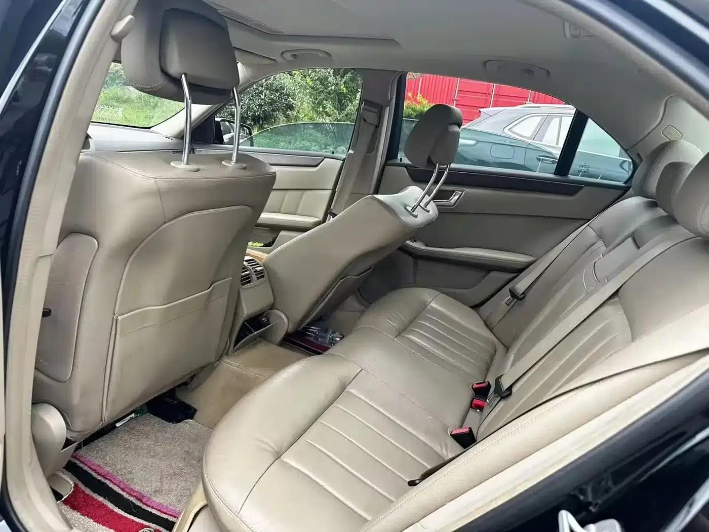 Imported Mercedes-Benz E-Class 2010 E 200 CGI Elegance — миниатюра 5