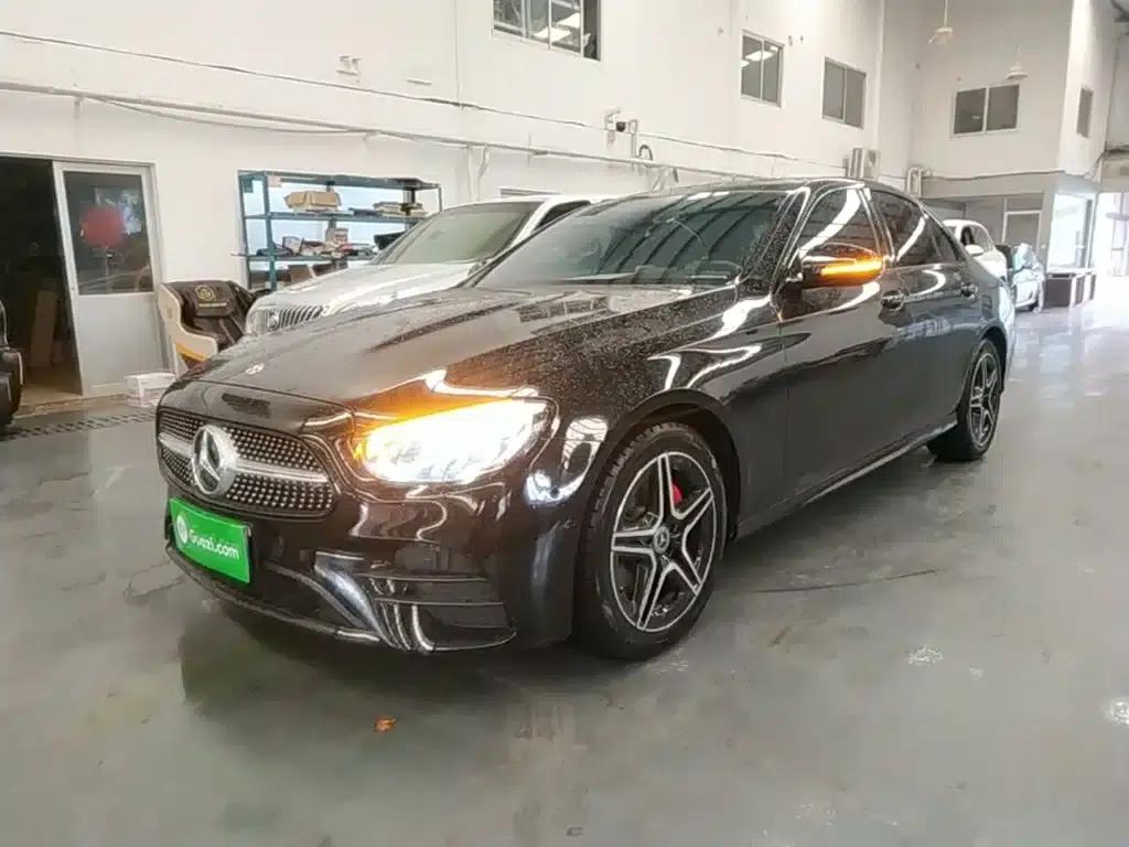 Imported Mercedes-Benz E-Class 2021 Facelift E 260 Fashion Sport Edition — миниатюра 2