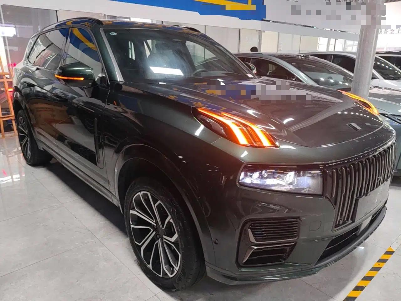 Lynk & Co 09 EM-P 2024 2.0TD EM-P Four-Wheel Drive ULTRA Six-Seater — миниатюра 3