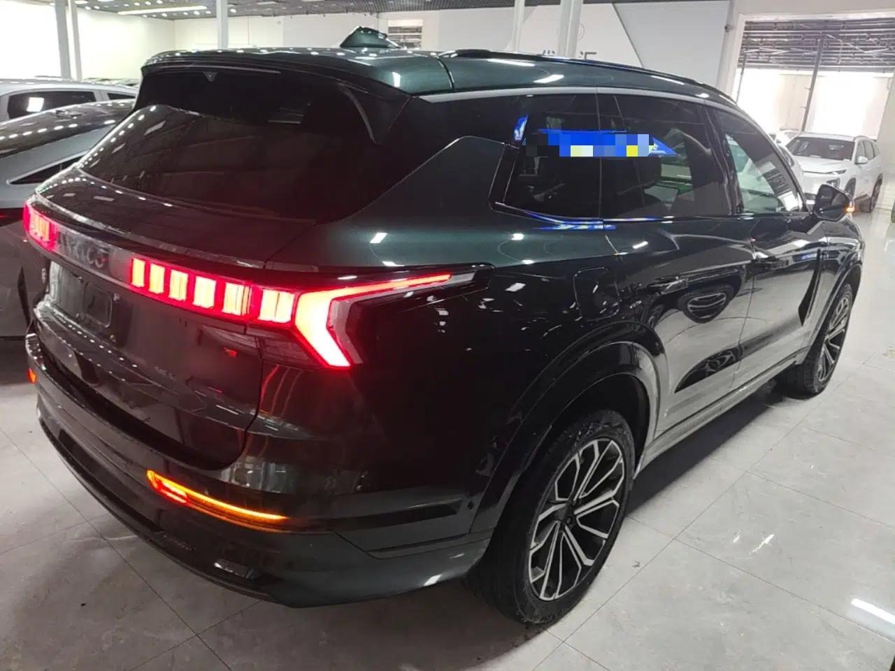 Lynk & Co 09 EM-P 2024 2.0TD EM-P Four-Wheel Drive ULTRA Six-Seater — миниатюра 6