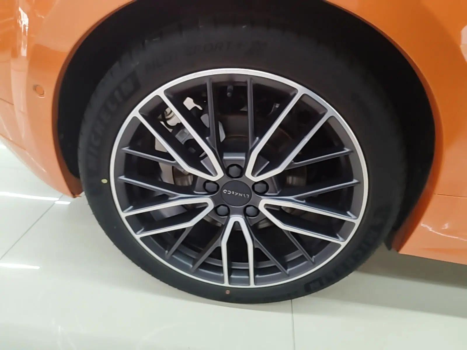 Lynk & Co 02 Hatchback 2021 2.0TD Halo Driving Control Kit Edition — миниатюра 11