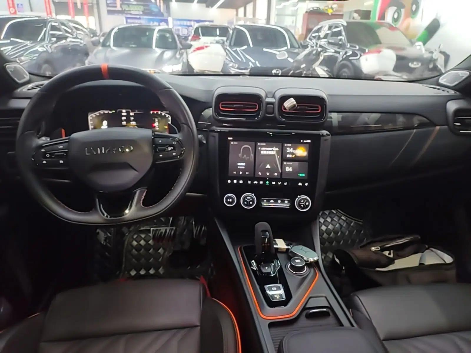 Lynk & Co 02 Hatchback 2021 2.0TD Halo Driving Control Kit Edition — миниатюра 17