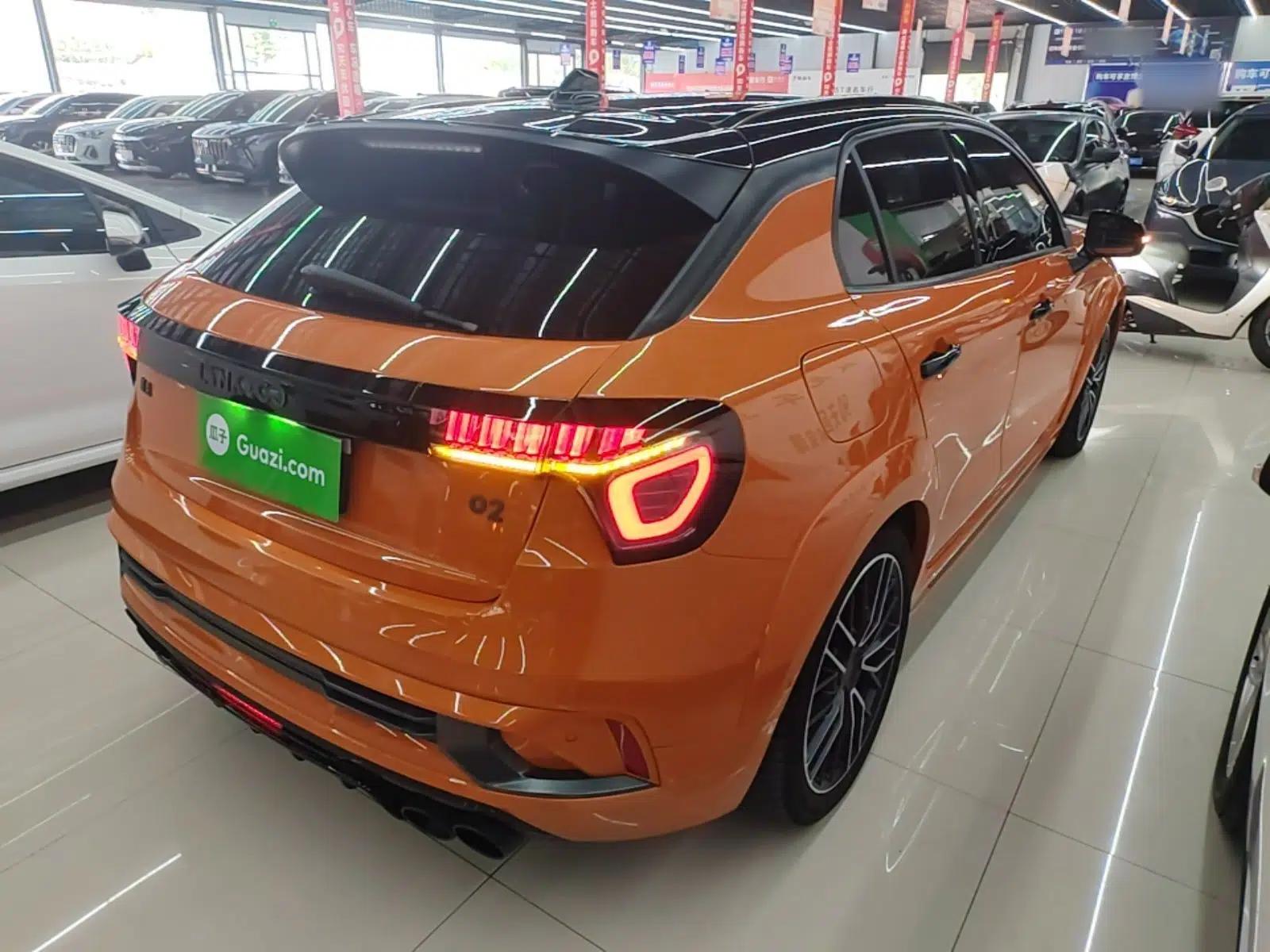 Lynk & Co 02 Hatchback 2021 2.0TD Halo Driving Control Kit Edition — миниатюра 6
