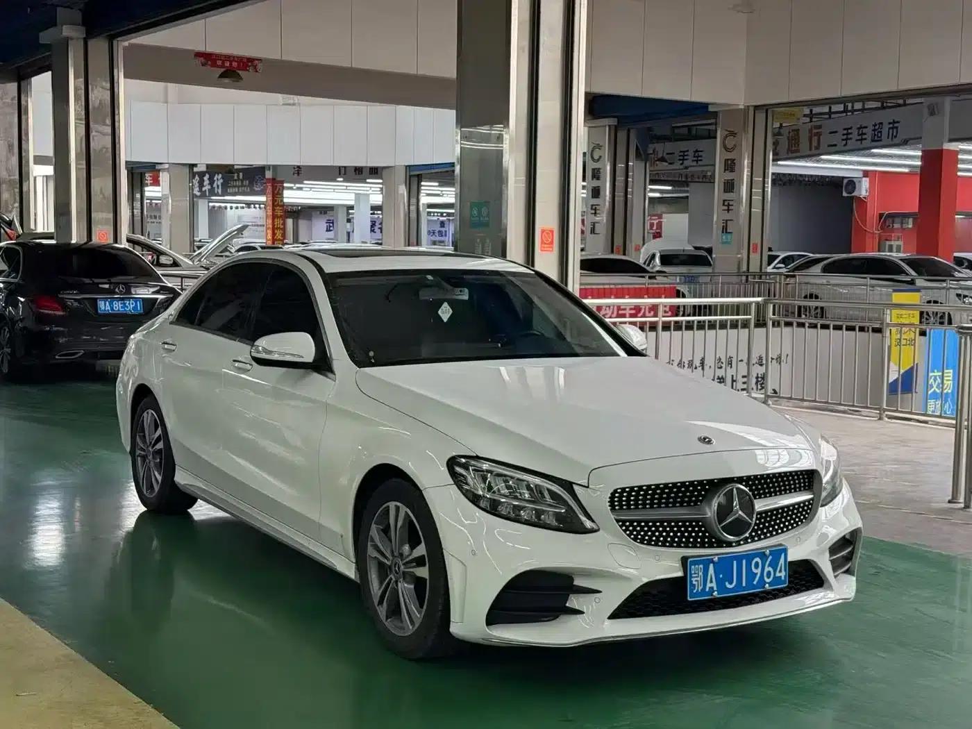 Mercedes-Benz C-Class 2020 Facelift C 200 L Fashion Model — миниатюра 3