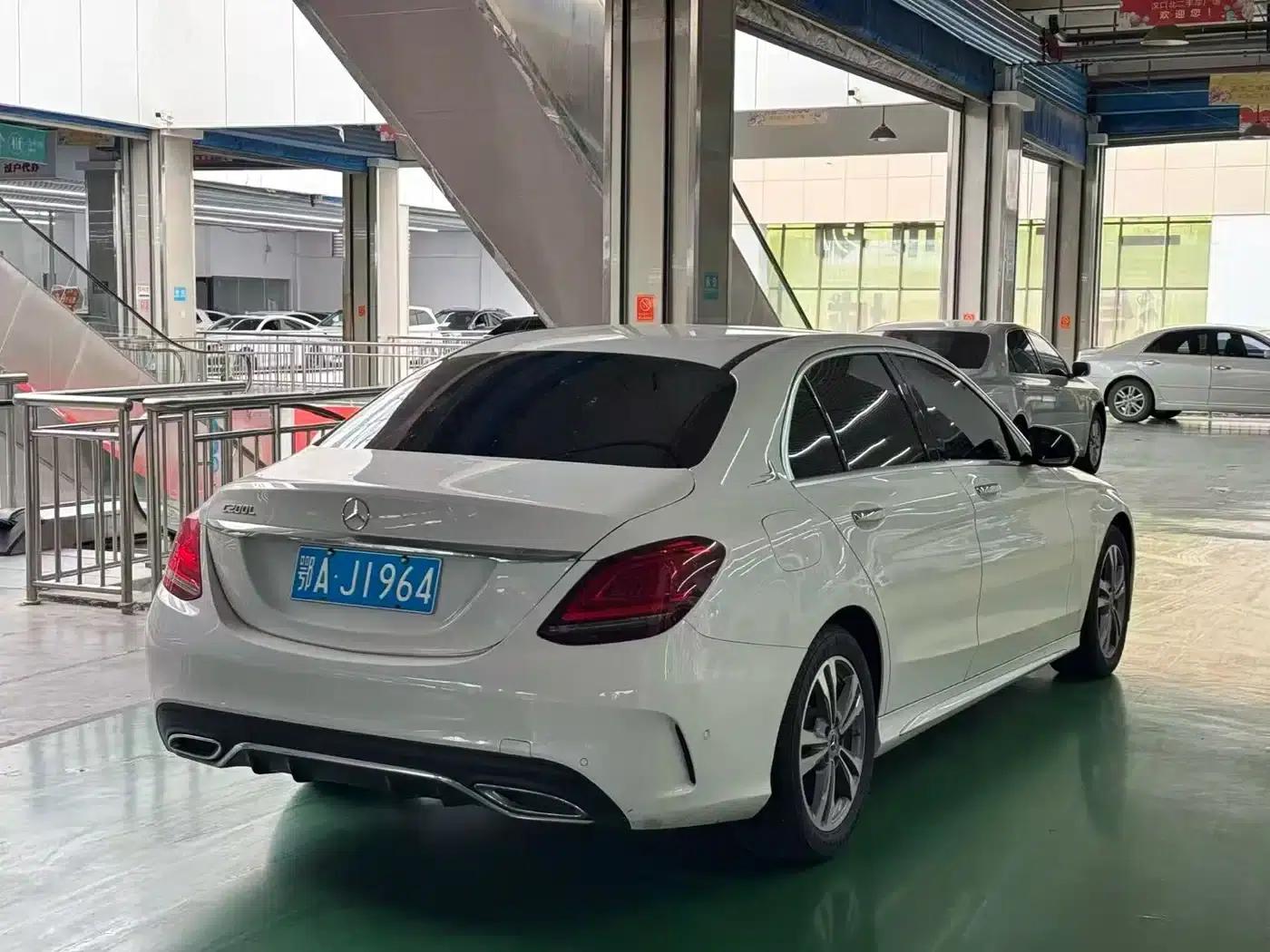 Mercedes-Benz C-Class 2020 Facelift C 200 L Fashion Model — миниатюра 9
