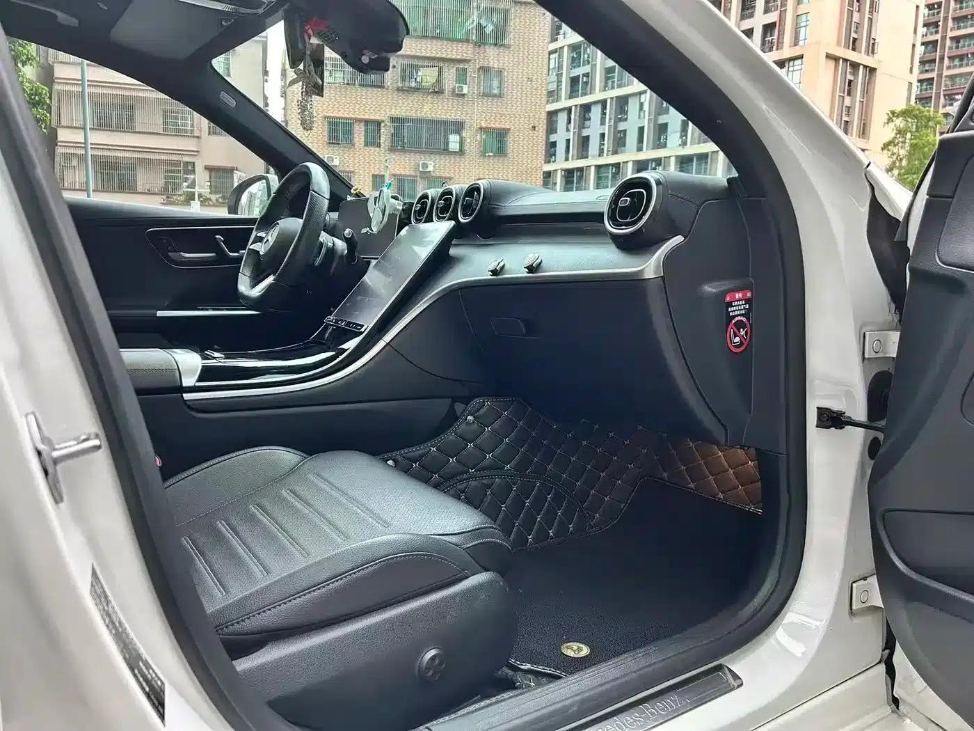 Mercedes-Benz C-Class 2022 Facelift C 200 L Sport Edition — миниатюра 13