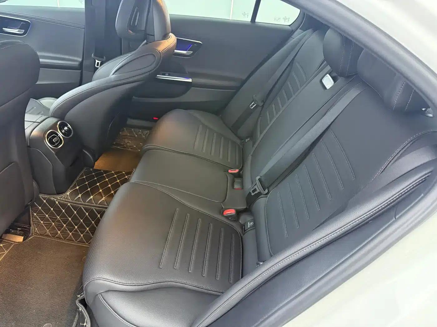 Mercedes-Benz C-Class 2023 Facelift C 200 L Sport Edition — миниатюра 7