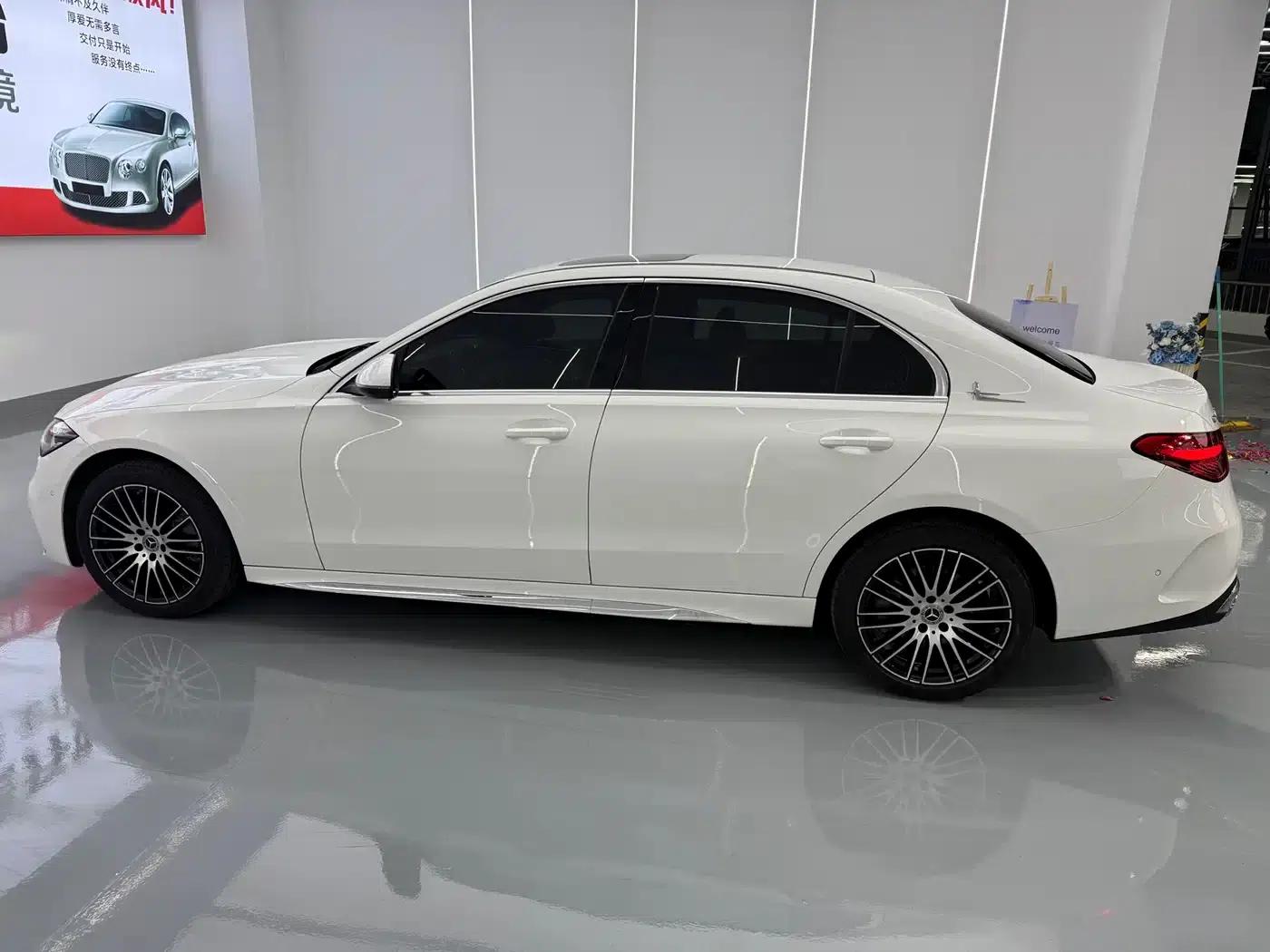 Mercedes-Benz C-Class 2023 Facelift C 200 L Sport Edition — миниатюра 9