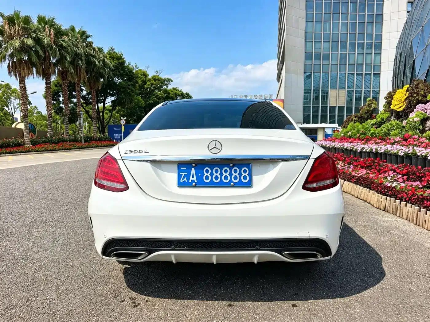 Mercedes-Benz C-Class 2015 Facelift C 200 L Sport — миниатюра 15