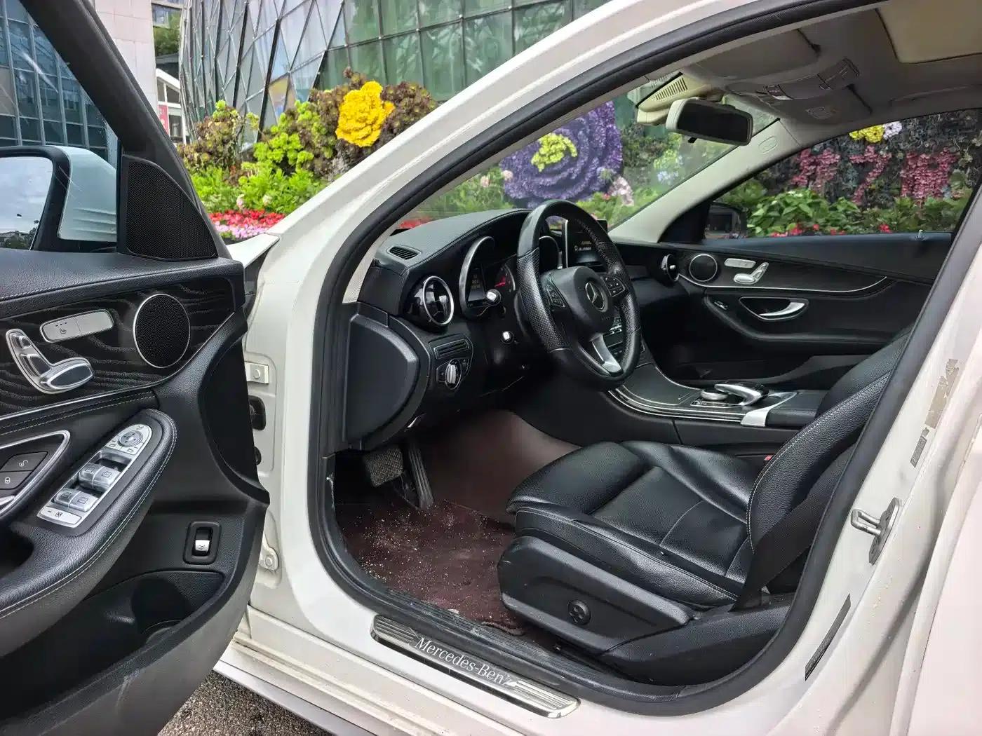 Mercedes-Benz C-Class 2015 Facelift C 200 L Sport — миниатюра 5