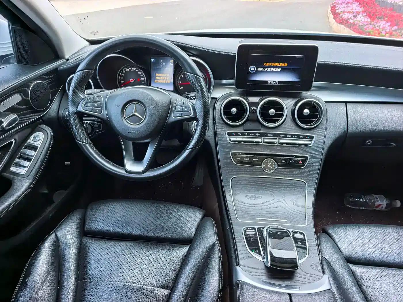 Mercedes-Benz C-Class 2015 Facelift C 200 L Sport — миниатюра 7