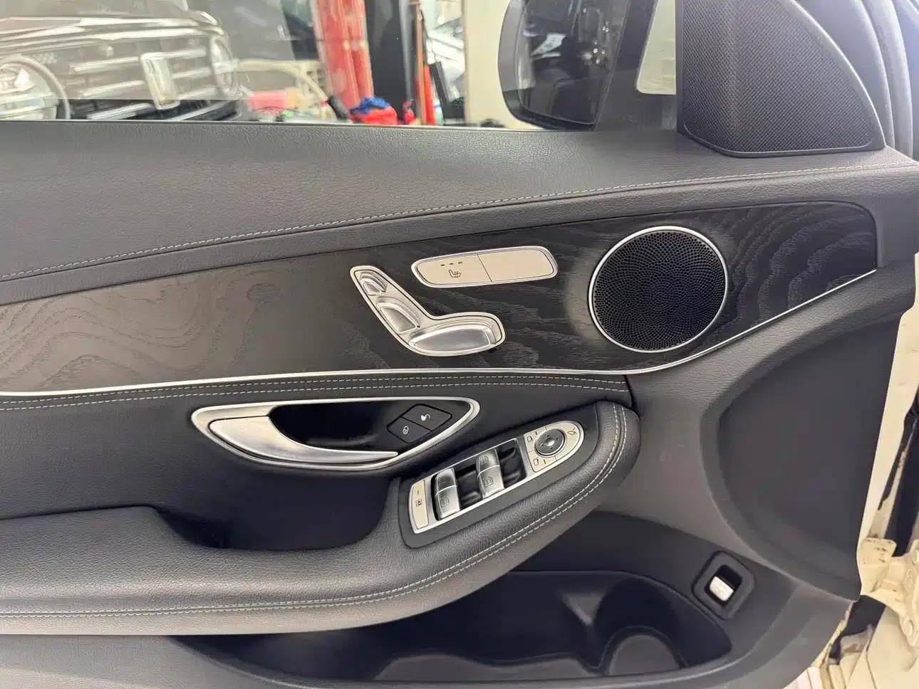 Mercedes-Benz C-Class 2015 Facelift C 200 L Sport — миниатюра 16