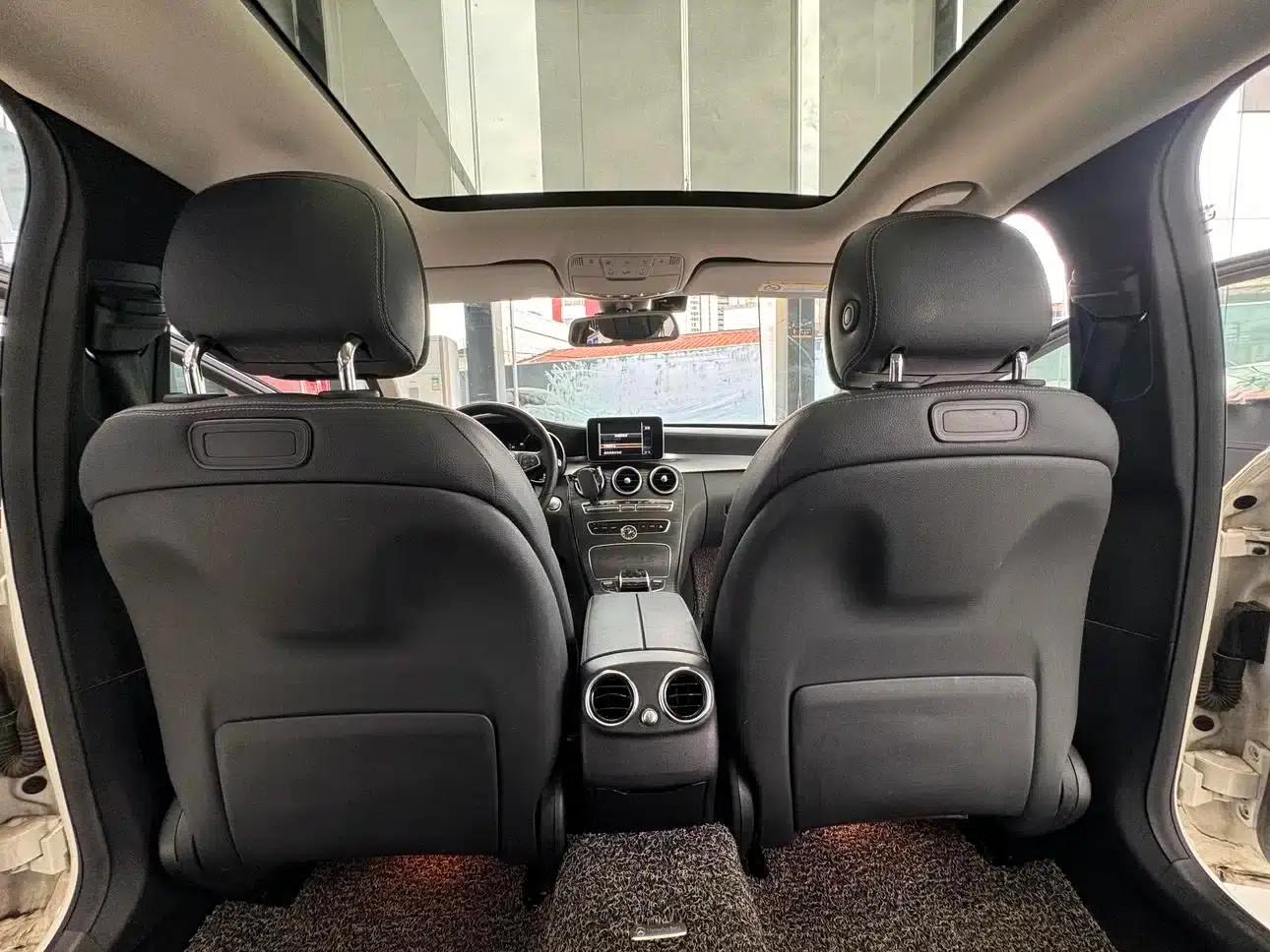 Mercedes-Benz C-Class 2015 Facelift C 200 L Sport — миниатюра 22