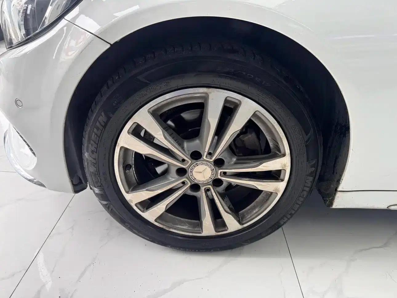 Mercedes-Benz C-Class 2015 Facelift C 200 L Sport — миниатюра 27