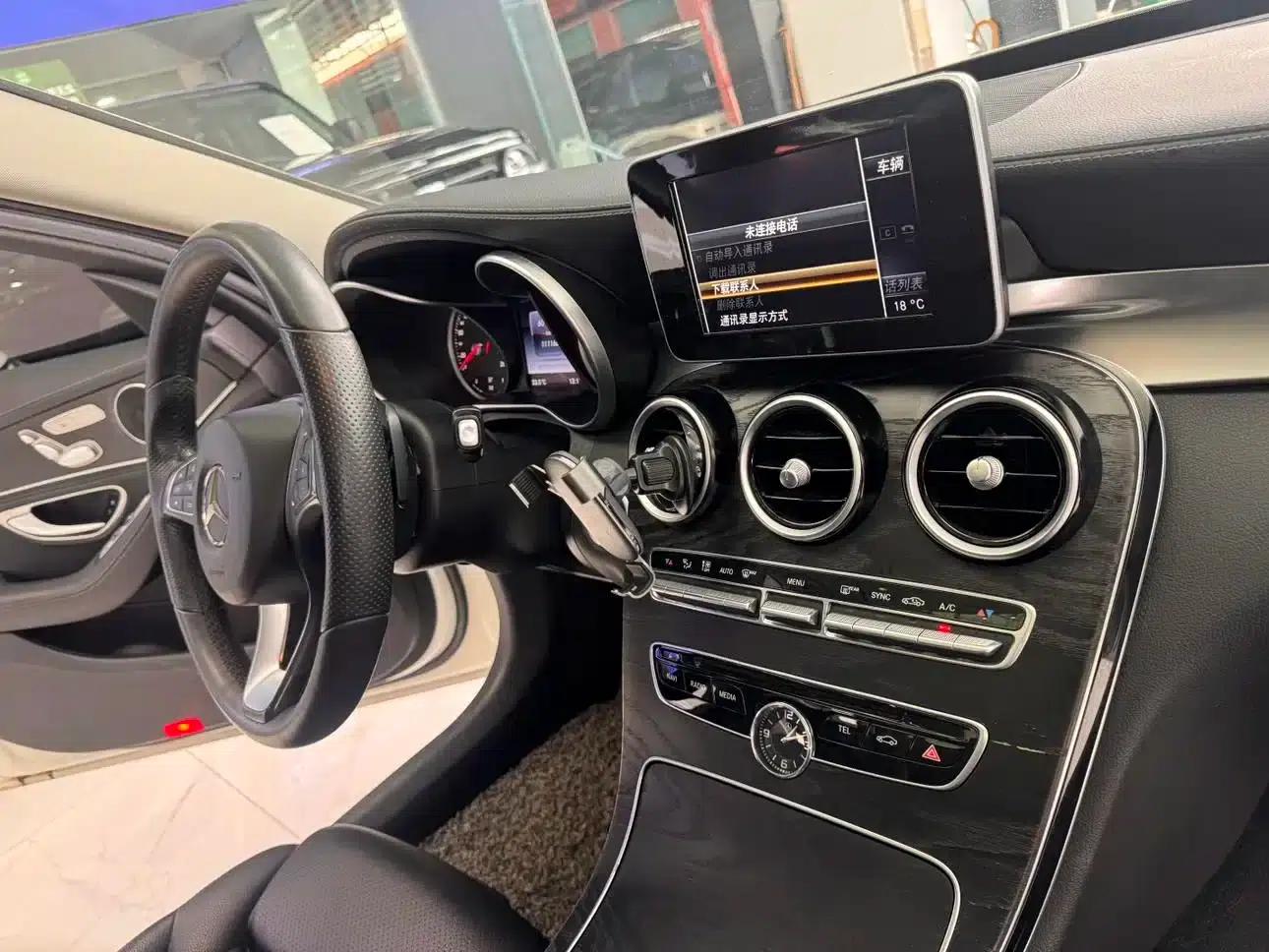 Mercedes-Benz C-Class 2015 Facelift C 200 L Sport — миниатюра 7