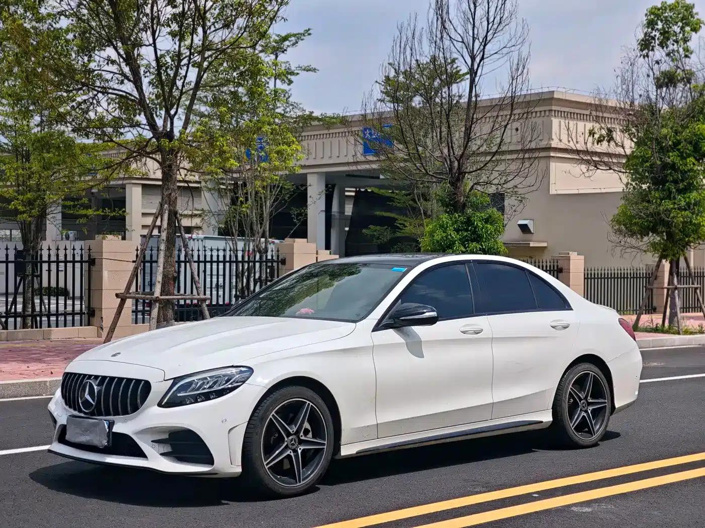 Mercedes-Benz C-Class 2020 Facelift C 260 Sport Edition — миниатюра 1