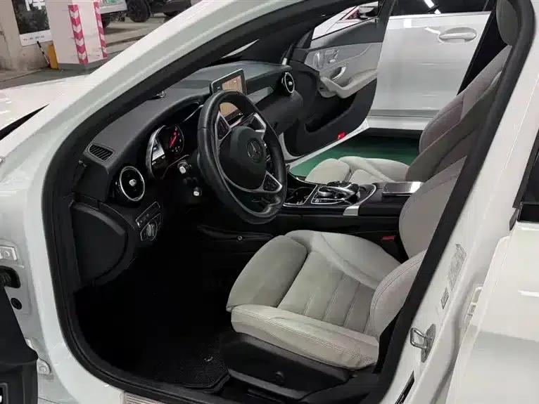 2018 Mercedes-Benz C-Class C 300 Sport Edition — миниатюра 4