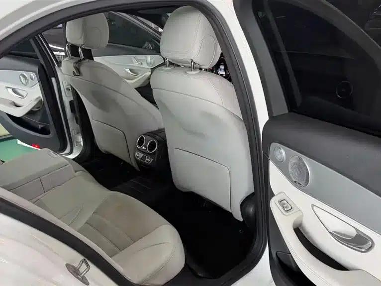 2018 Mercedes-Benz C-Class C 300 Sport Edition — миниатюра 8