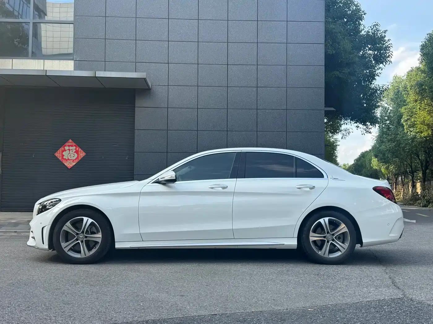 Mercedes-Benz C-Class 2019 C 260 L Sport Edition — миниатюра 3