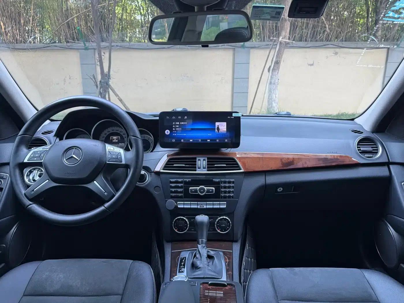 2013 Mercedes-Benz C-Class C 260 Elegance Grand Edition — миниатюра 16