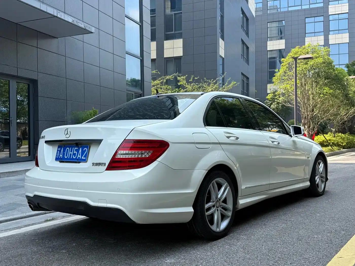 2013 Mercedes-Benz C-Class C 260 Elegance Grand Edition — миниатюра 6