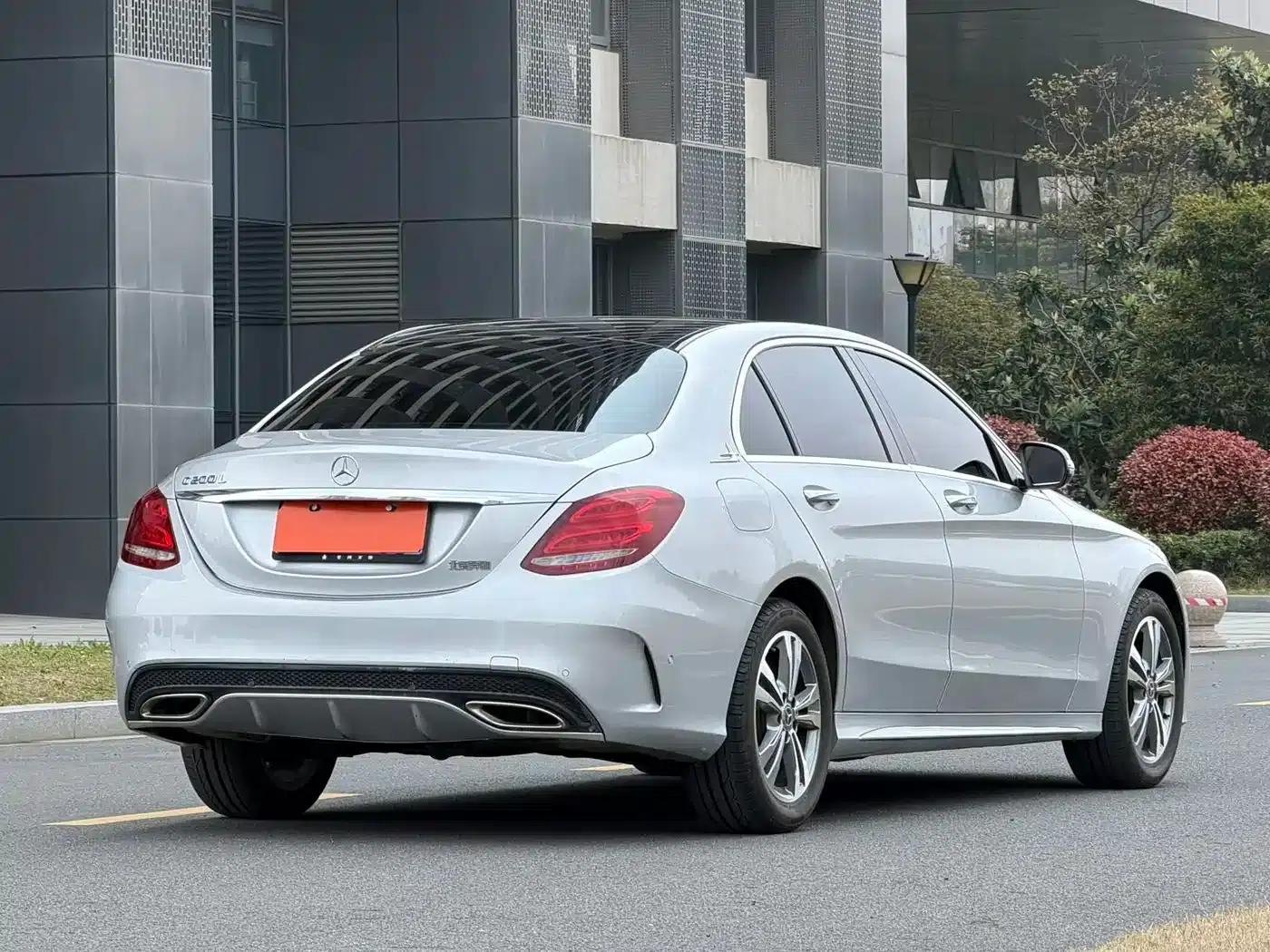 2018 Mercedes-Benz C-Class C 200 L Sport Edition — миниатюра 7