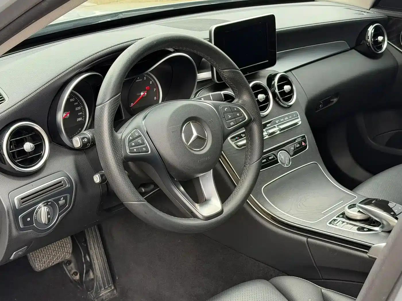 2018 Mercedes-Benz C-Class C 200 L Sport Edition — миниатюра 9