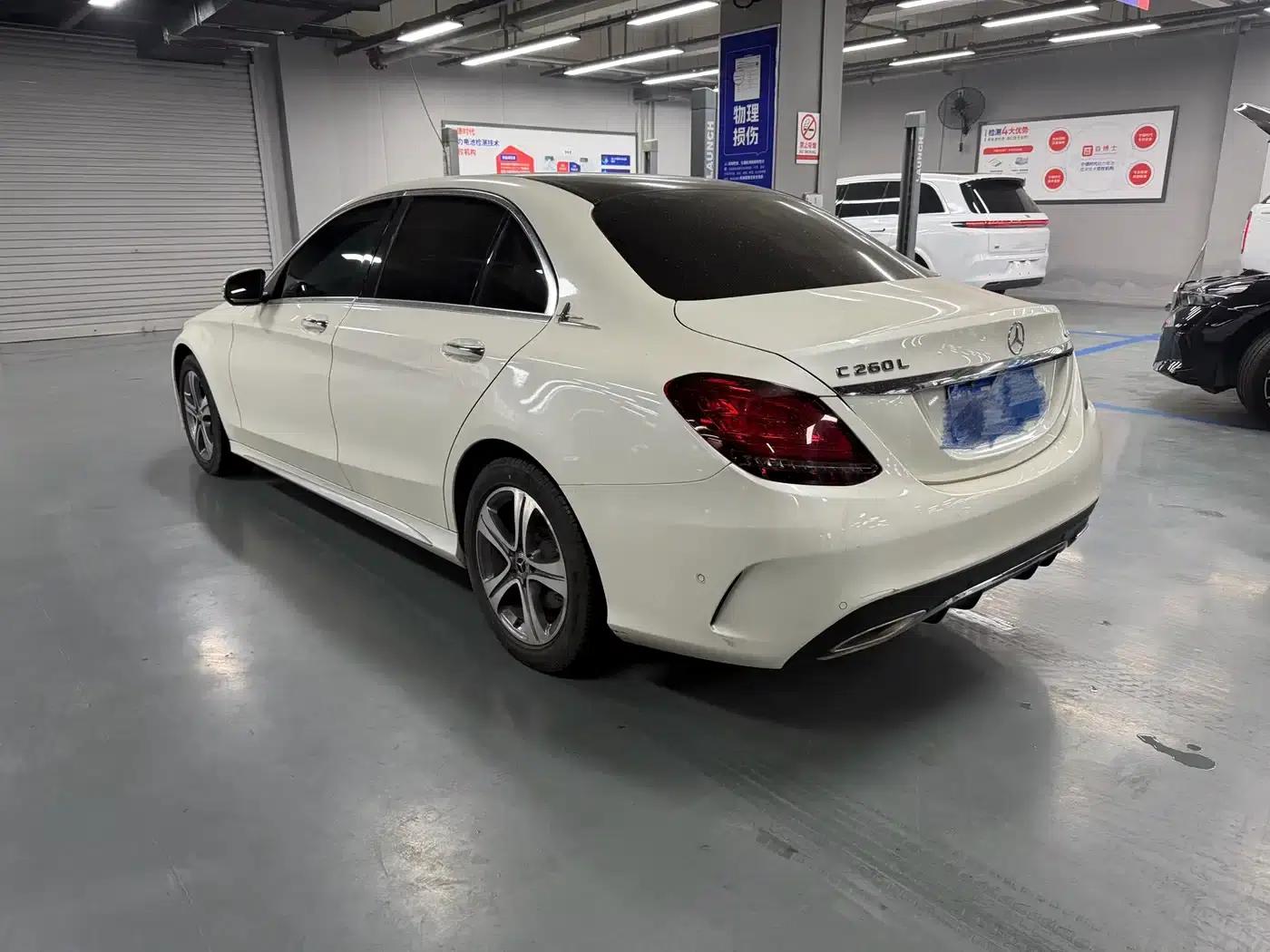 2020 Mercedes-Benz C-Class C 260 L Sport Edition — миниатюра 3
