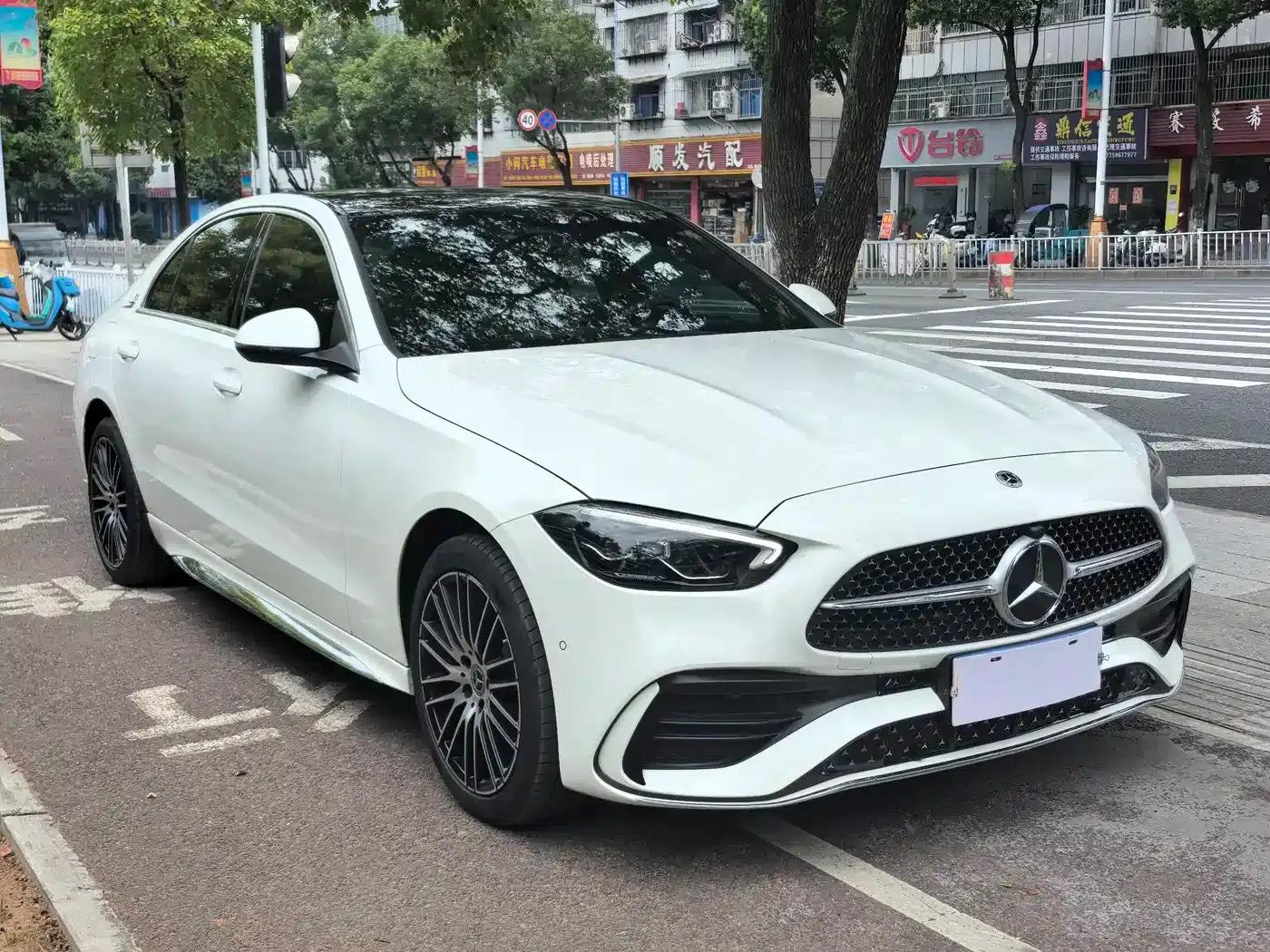 2024 Mercedes-Benz C-Class C 260 L Sport Edition — миниатюра 3