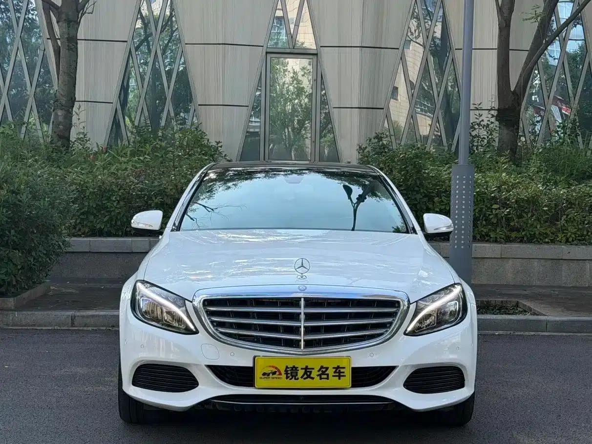 2015 Mercedes-Benz C-Class C 200 L — миниатюра 2