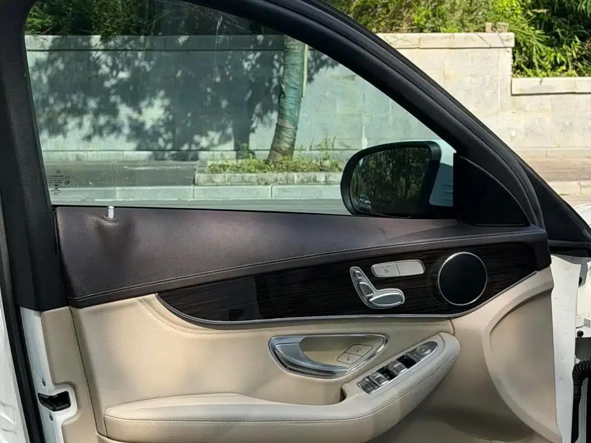 2015 Mercedes-Benz C-Class C 200 L — миниатюра 12