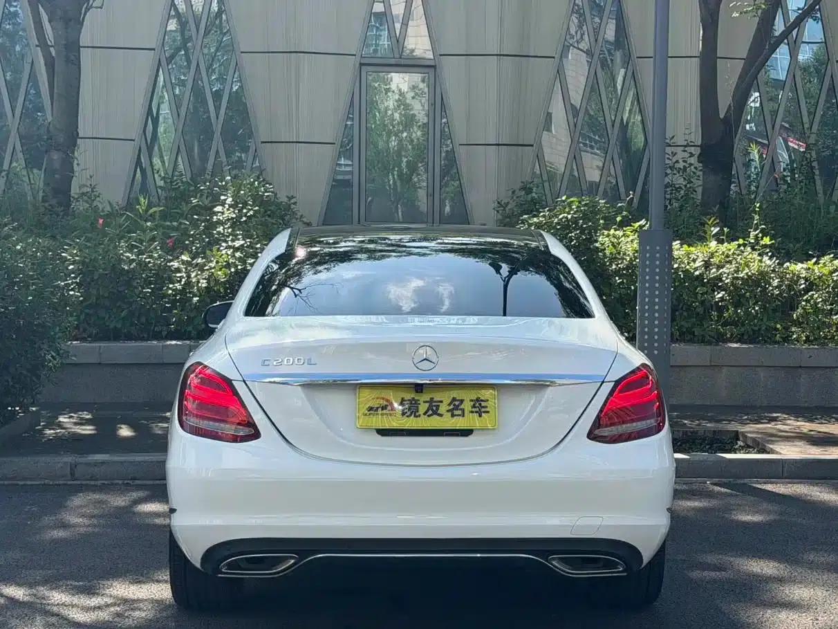 2015 Mercedes-Benz C-Class C 200 L — миниатюра 5