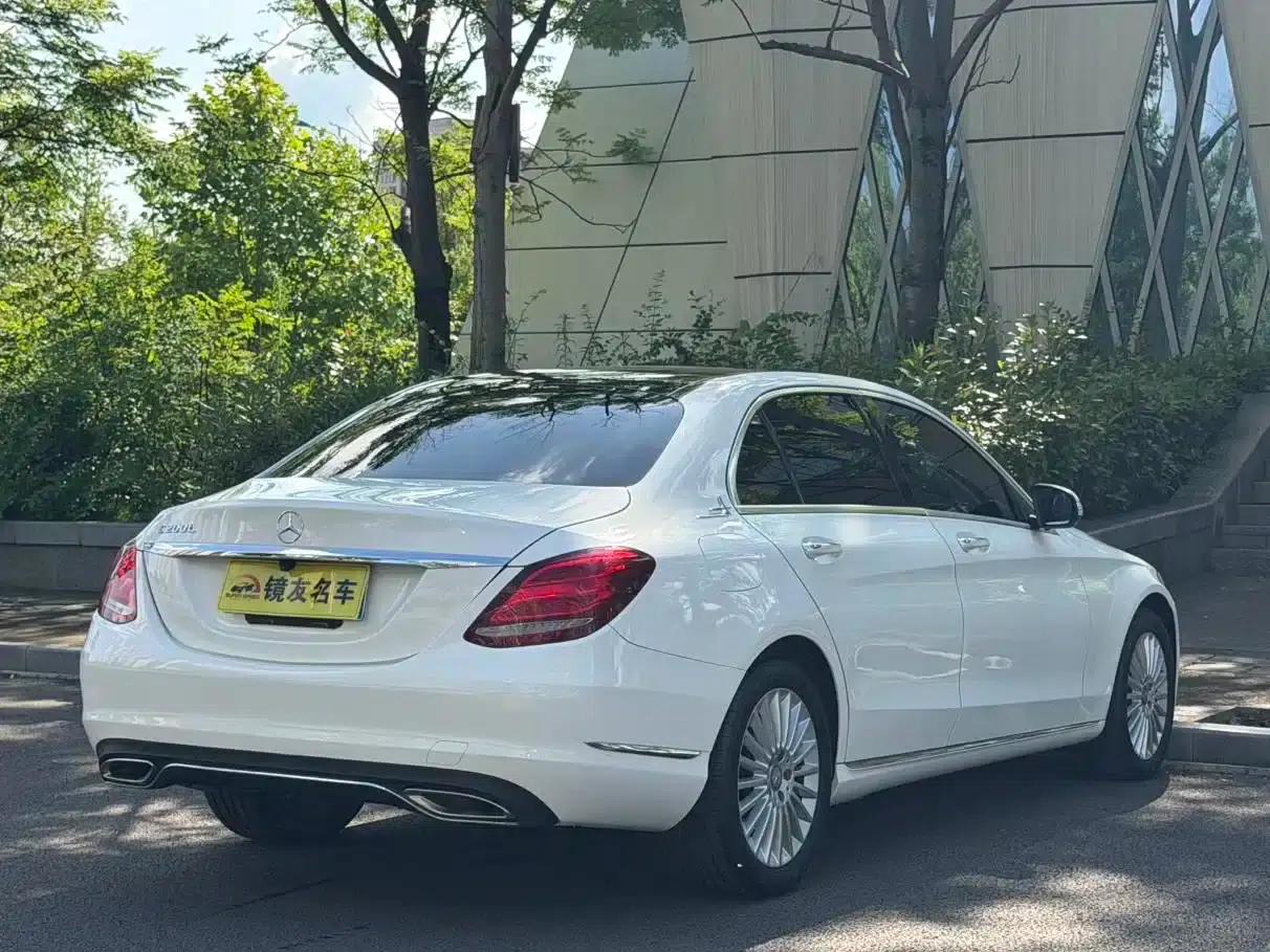 2015 Mercedes-Benz C-Class C 200 L — миниатюра 6