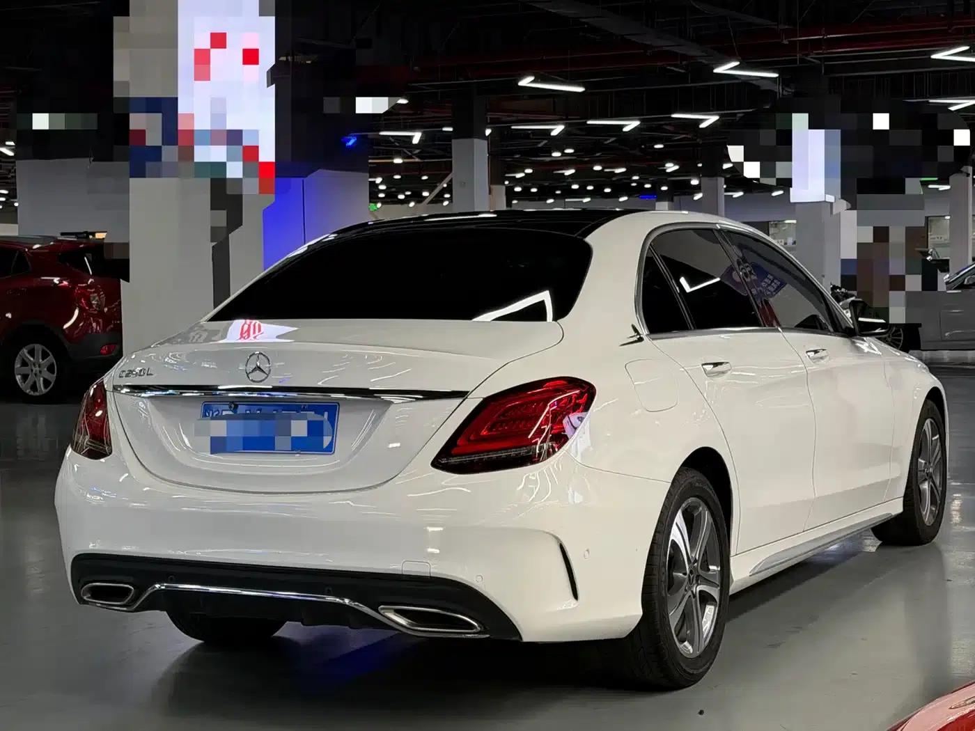 2020 Mercedes-Benz C-Class C 260 L Sport Edition — миниатюра 12