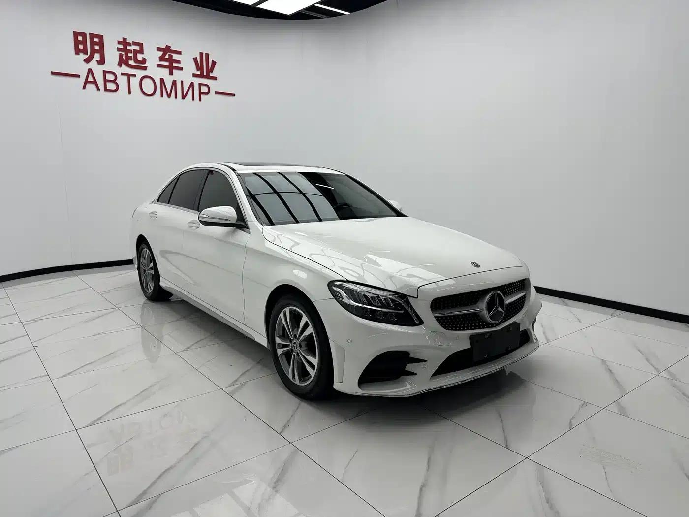 Mercedes-Benz C-Class 2020 Facelift C 200 L Fashion Sport Edition — миниатюра 3