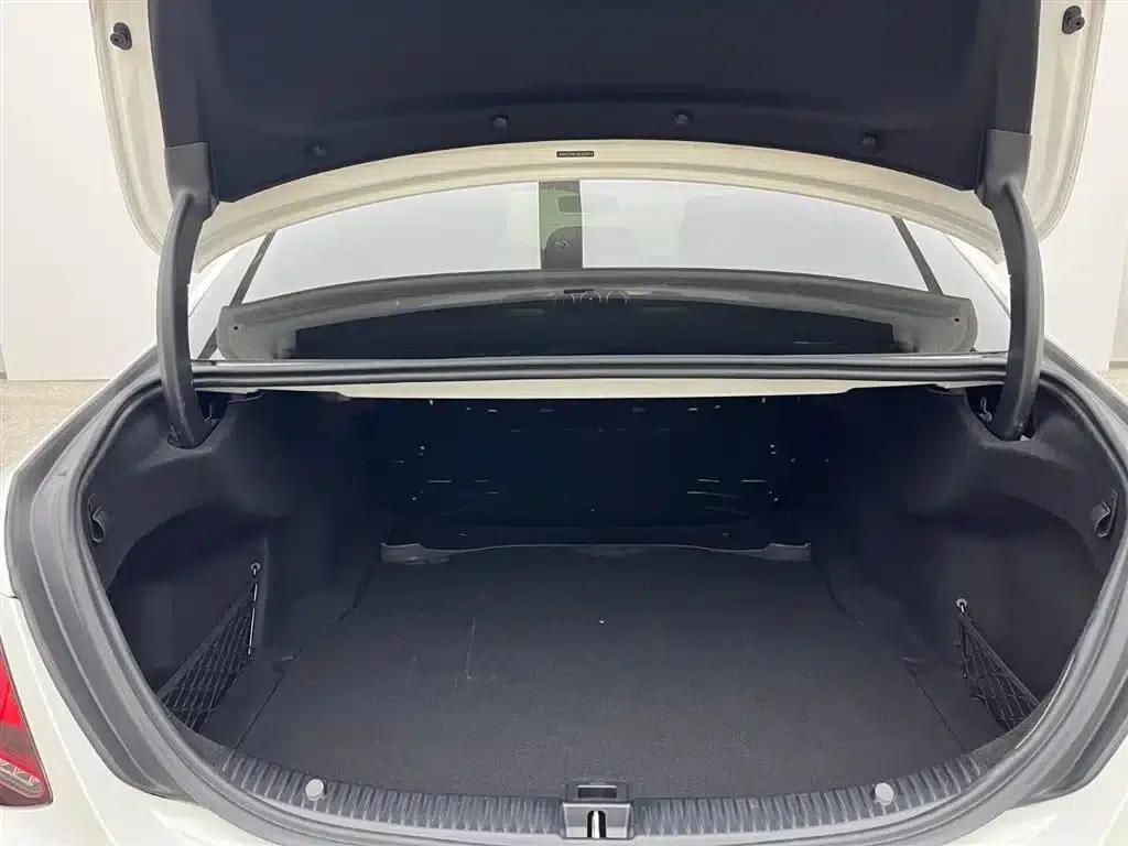 2021 Mercedes-Benz C-Class C 300 L Sport Edition — миниатюра 6